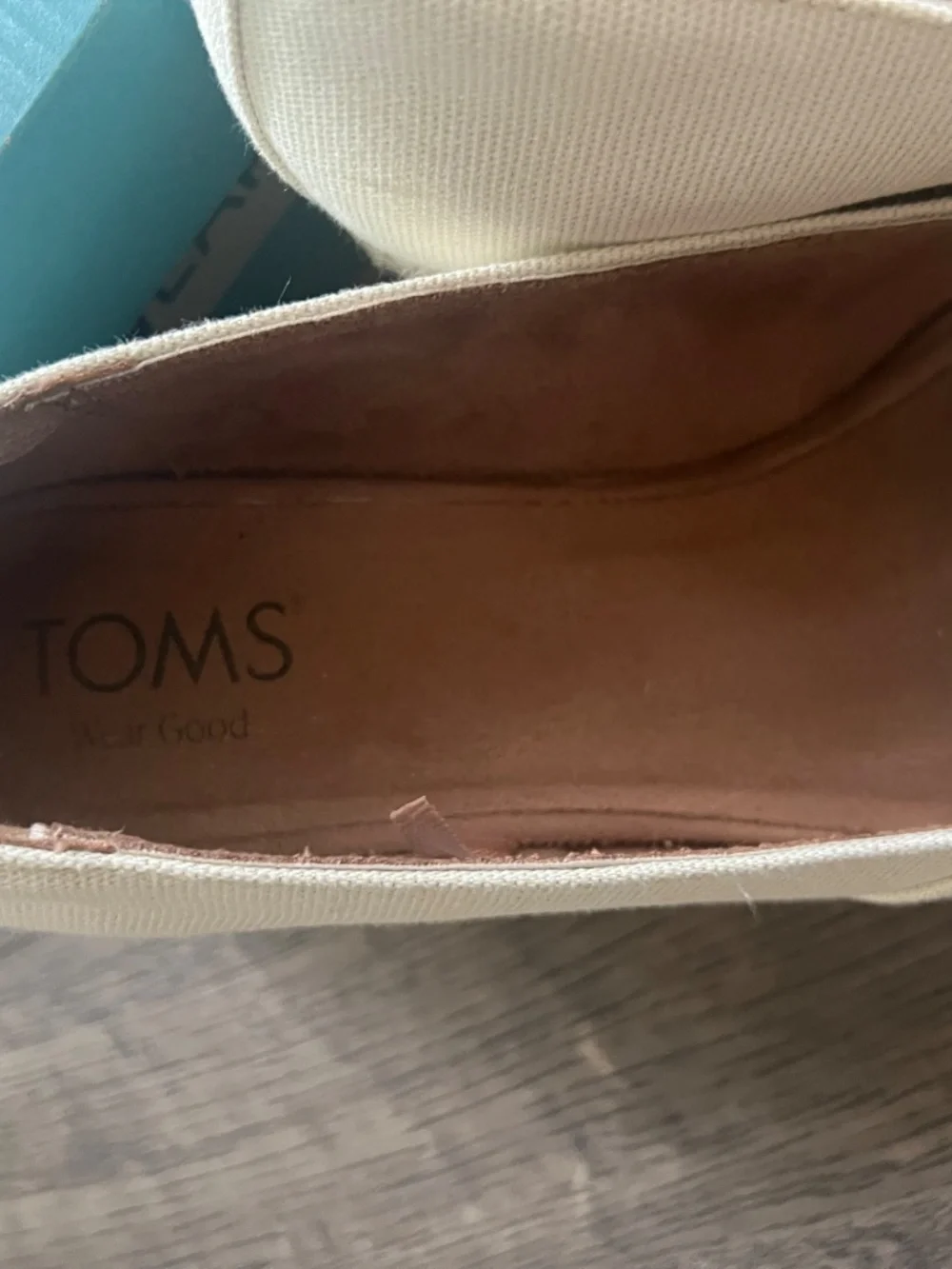 Tom’s wedge heels in cream with gold metallic fleck size 8, worn once!